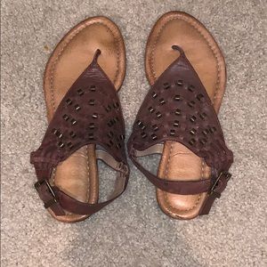 Women’s sandals